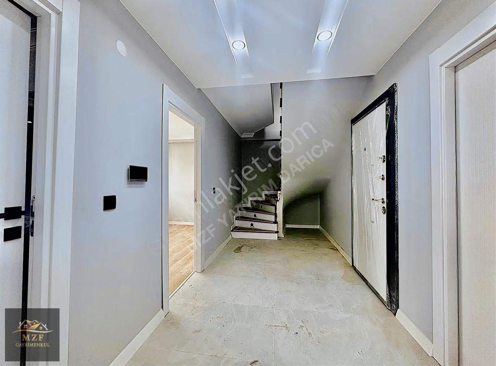 İstasyon Caddesi Üzeri Asansörlü Lüx Çatı Dubleksi - Görsel 17