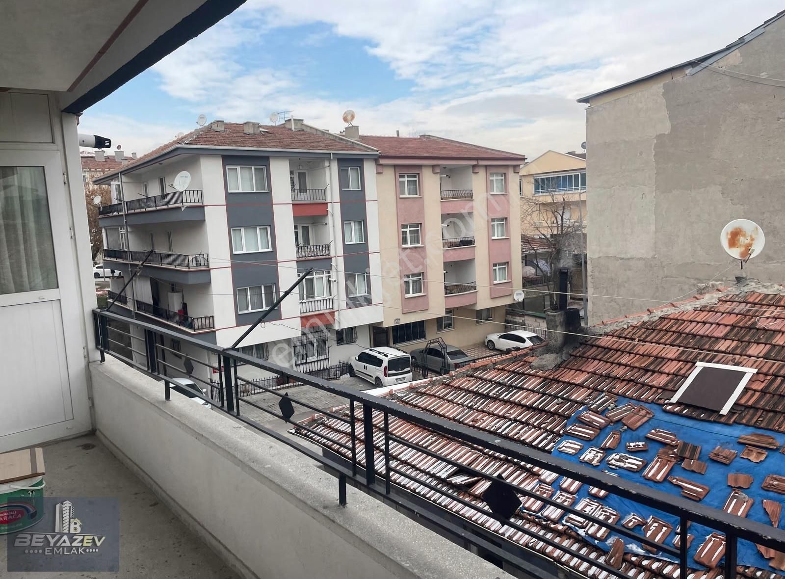 30 Ağustos Mahallesi 3+1 Satılık Ara Kat Daire - Görsel 12