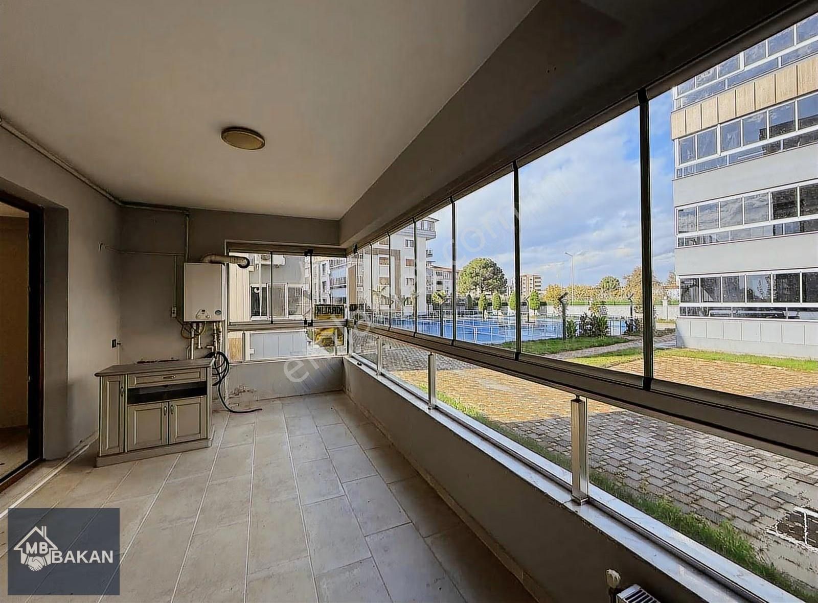 Bakan'dan Muratbeyde Havuzlu Site 3+1 - Görsel 14