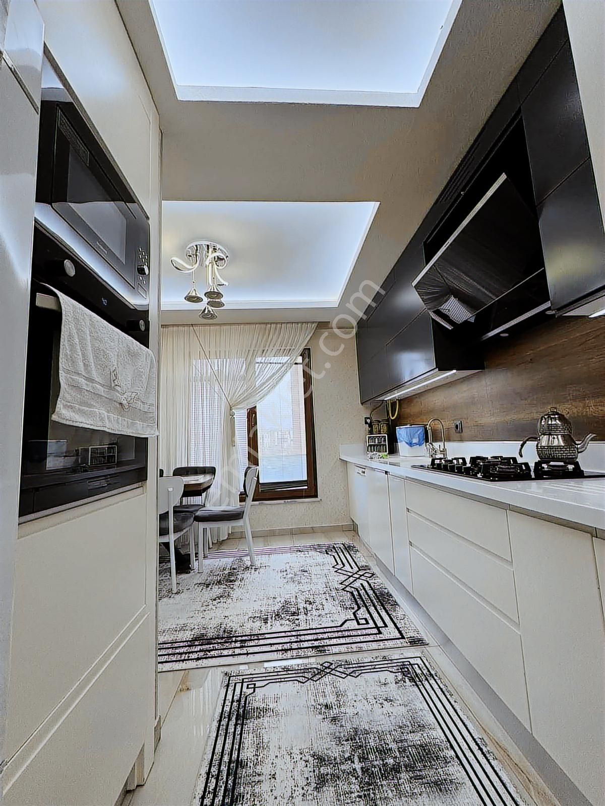 Semtin Gözbebeğinde 4+1 Süper Lüx Daire - Görsel 2