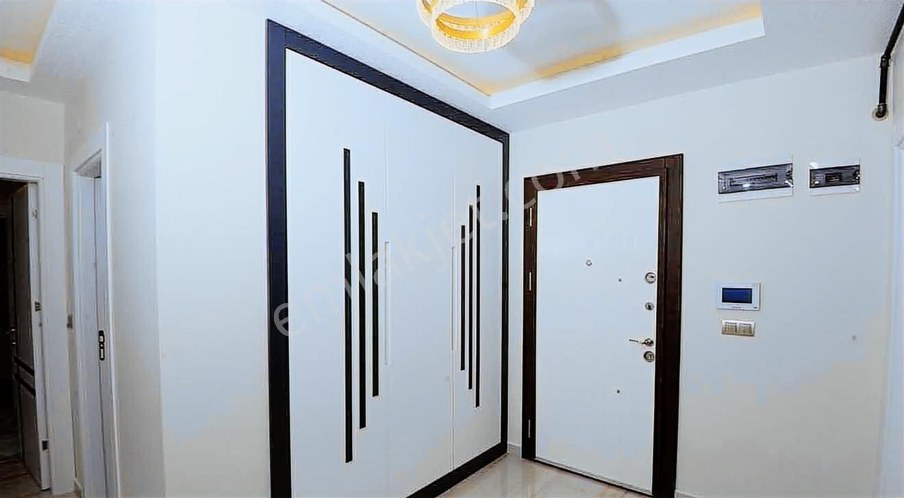 Semtin Gözbebeğinde 4+1 Süper Lüx Daire - Görsel 23