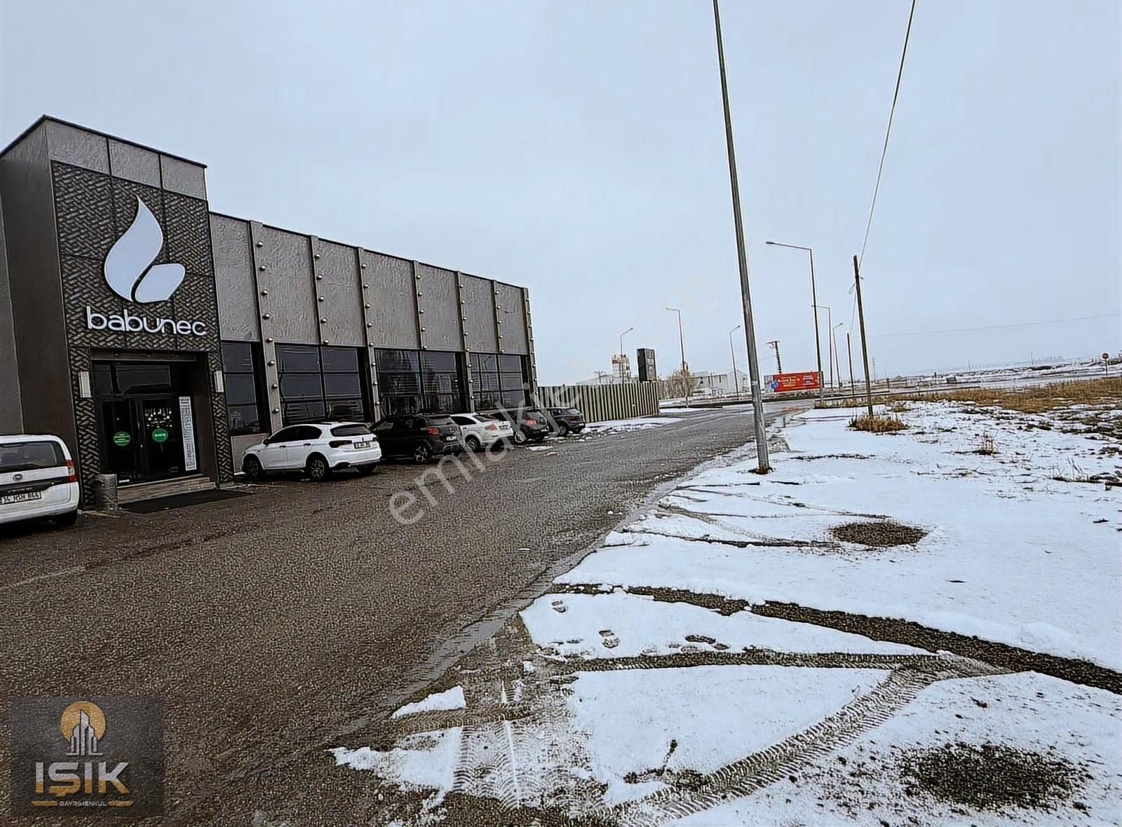 Işık Gayrimenkul'den Dadaşkent'te Kiralık Plaza - Görsel 12