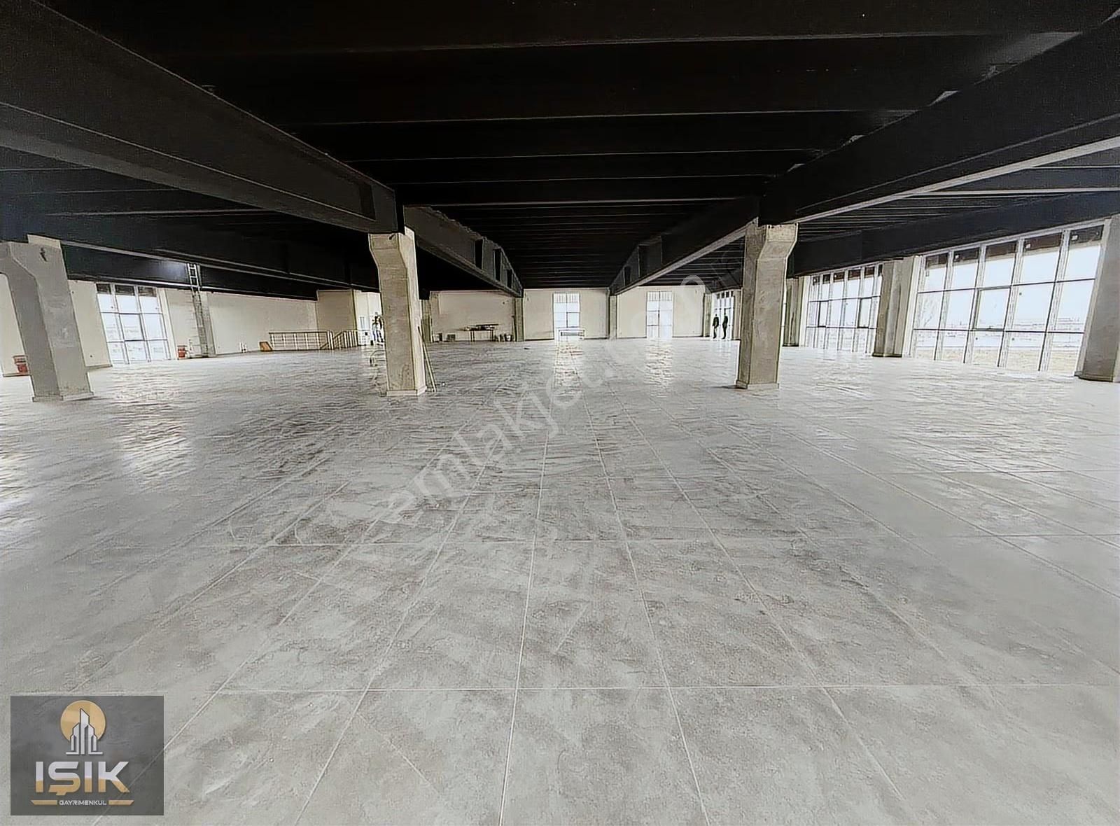 Işık Gayrimenkul'den Dadaşkent'te Kiralık Plaza - Görsel 24