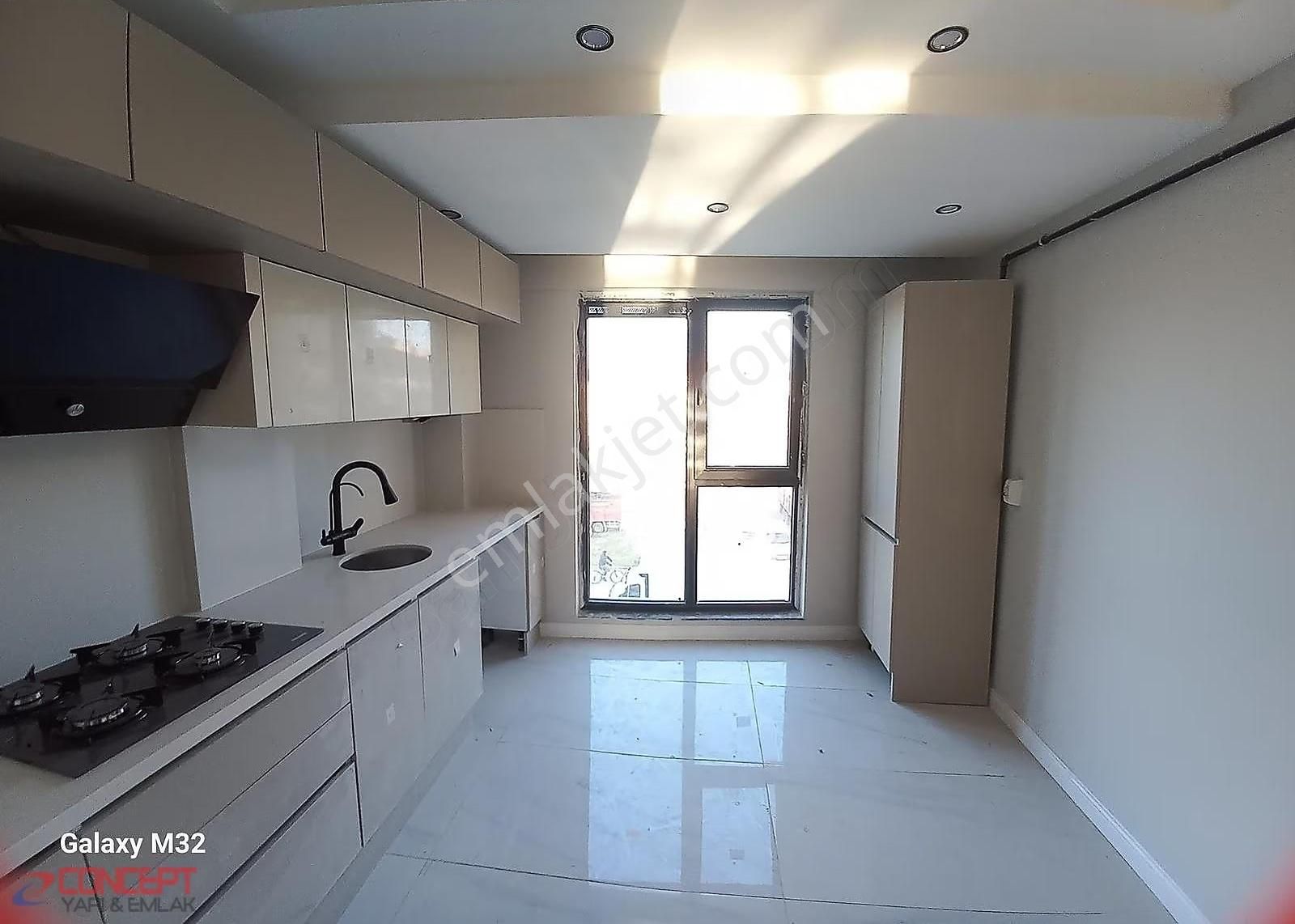 Concept Emlak'tan Prof.dr.o. Oğuz Cd.üzerinde Satılık 3+1!!!