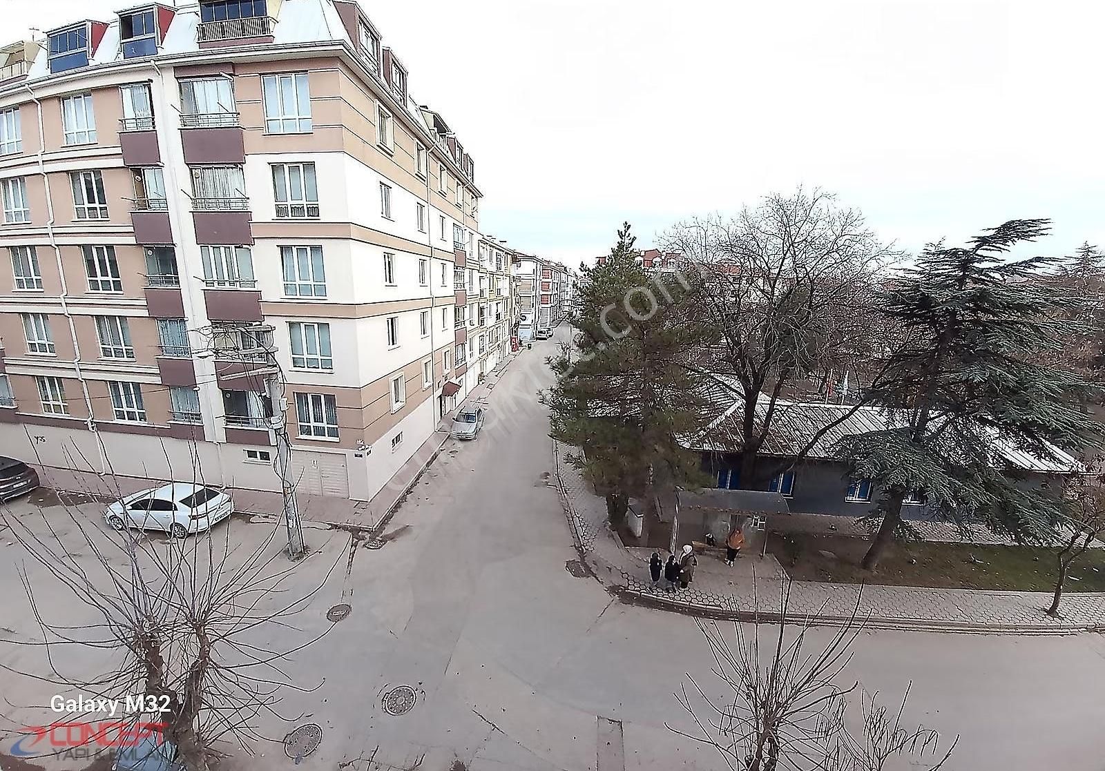 Concept Emlak'tan Park Manzaralı Kiralık 2+1 Daire!!!