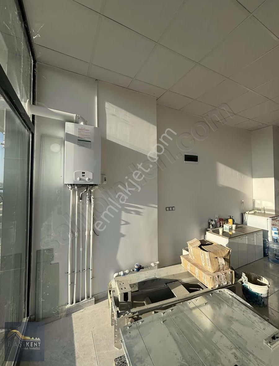 Gar Civarı Mağazaya Uygun Depolu Ana Cadde Üzeri Dükkan - Görsel 3