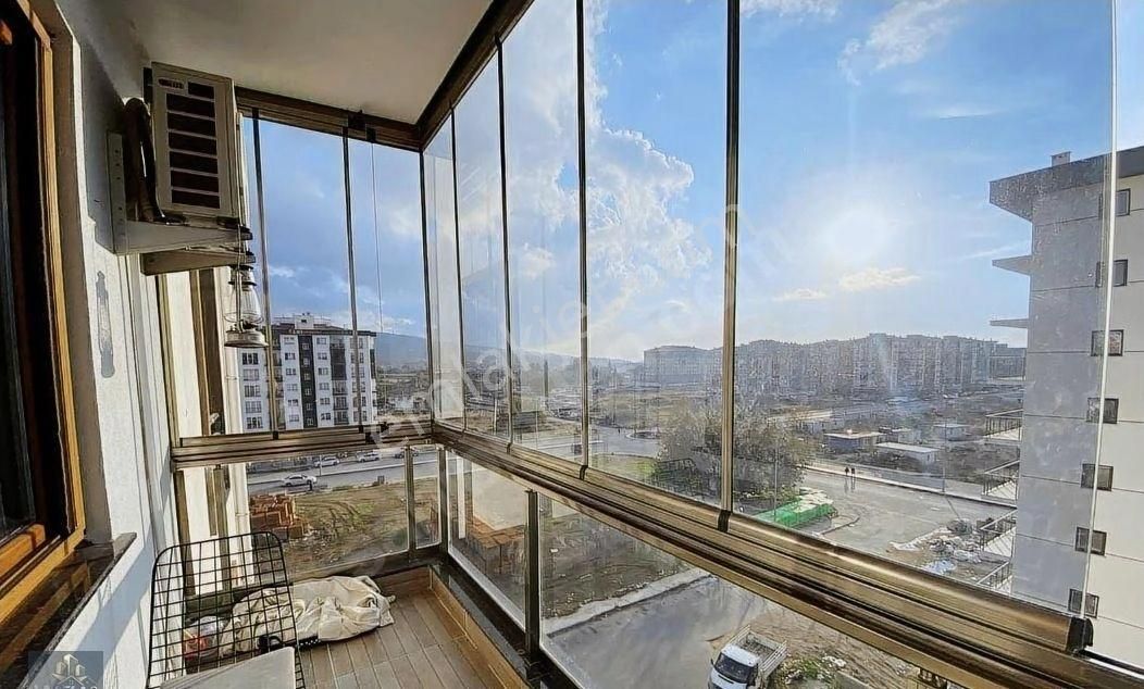 Tekzende Hazır Kiracılı Eşyalı Satılık Fırsat Daire - Görsel 8