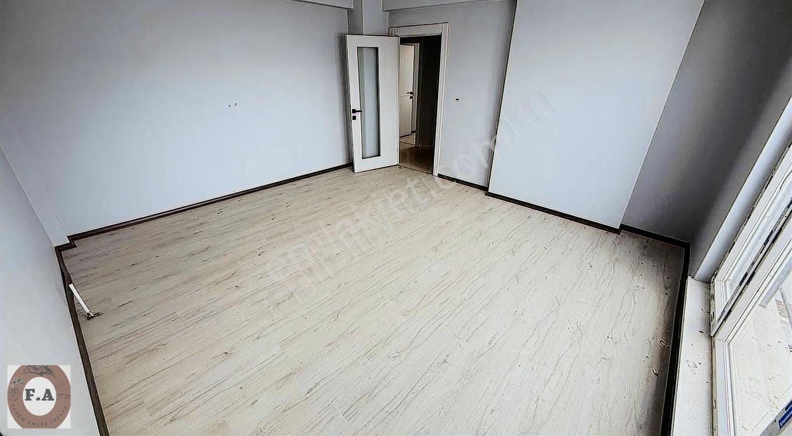 Akyurt Merkezde Anacadde Yakını 3+1 Orta Kat Sıfır Bina - Görsel 15