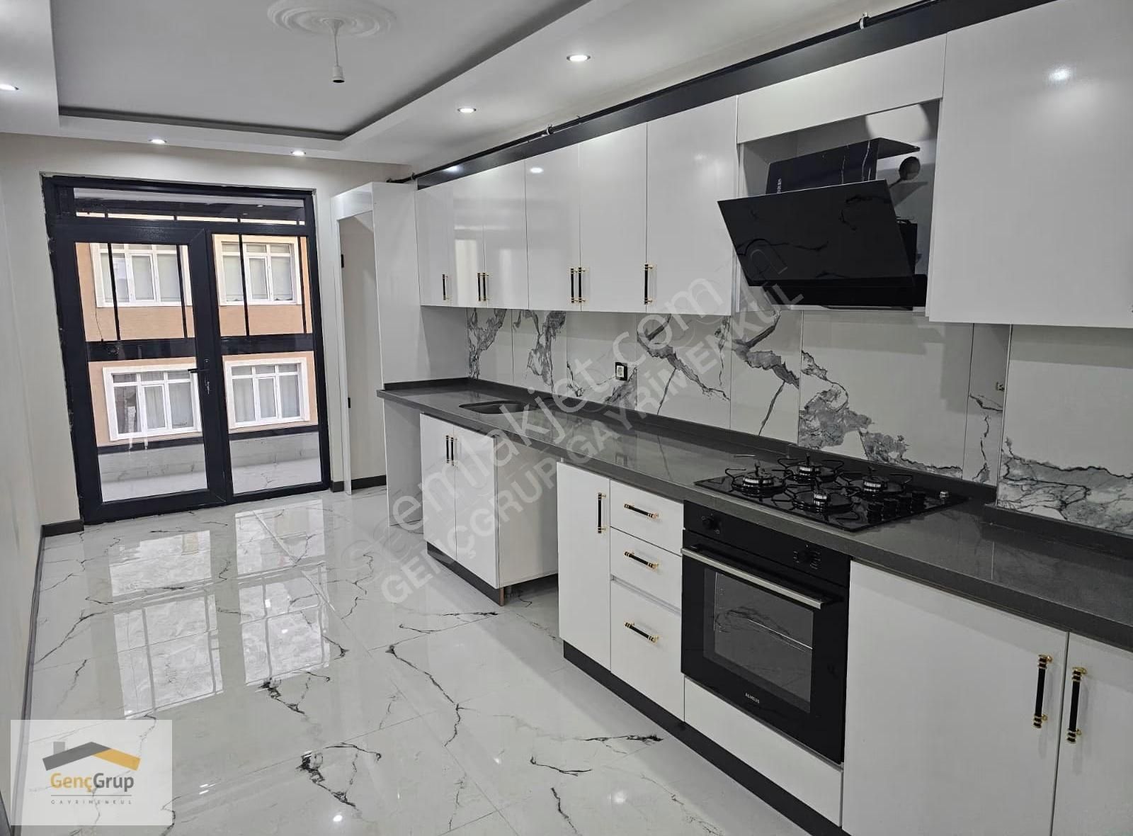 *genç Grup*tombakzade Yakını Yüksek Kredili Özel Garajlı Lüx 2+1 - Görsel 12