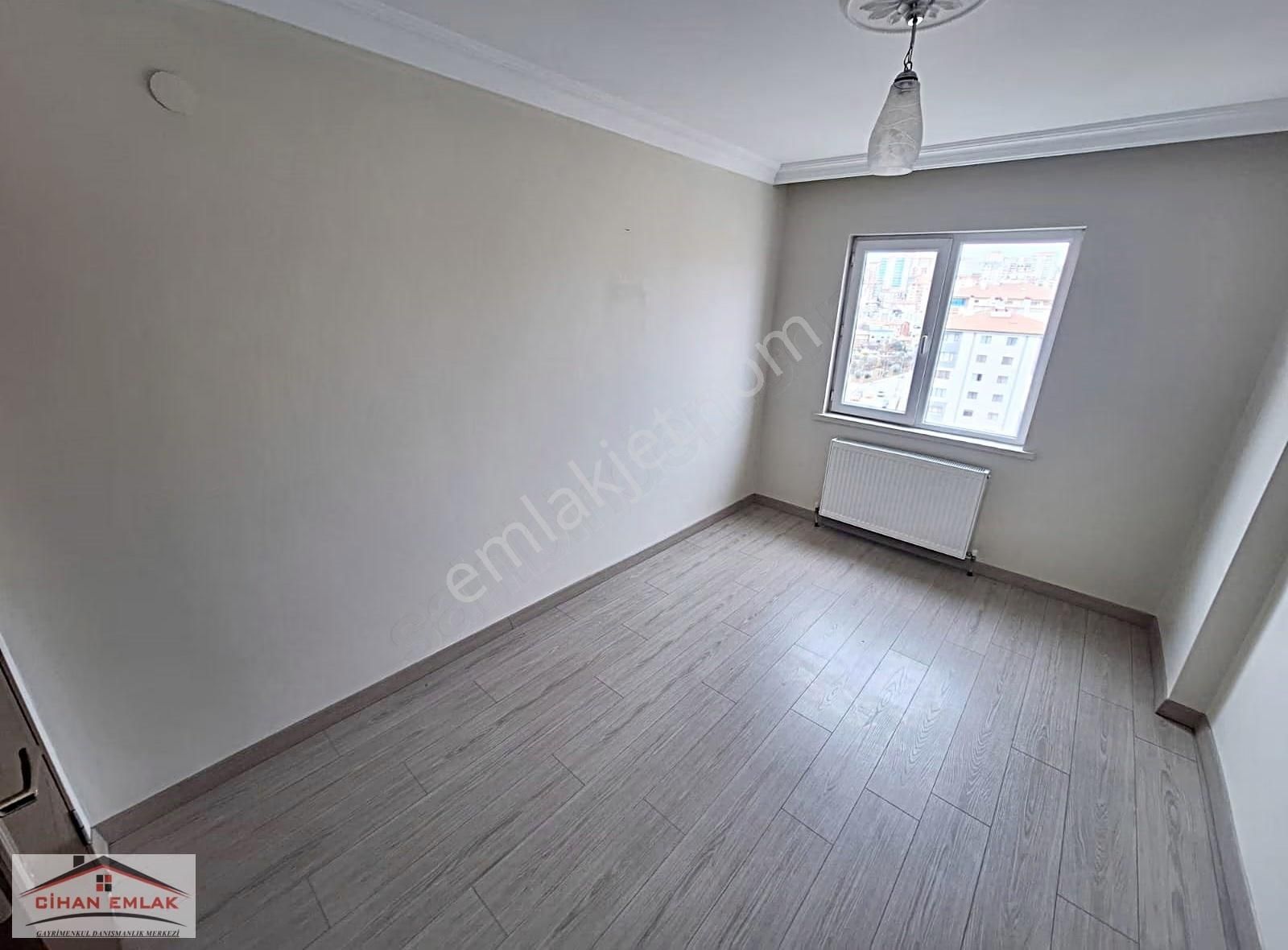 Burç Mahallesi Seval Ve Piri Cadde Yakın Katta Satlık 3+1 Daire - Görsel 10