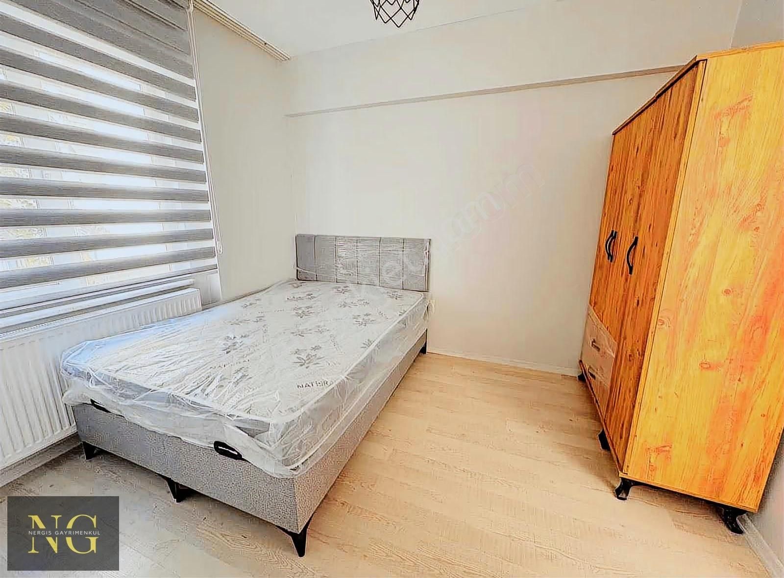 Nergisden Kiralık 2+1 Ayrı Mutfak Ara Kat Çift Balkon Daire - Görsel 24