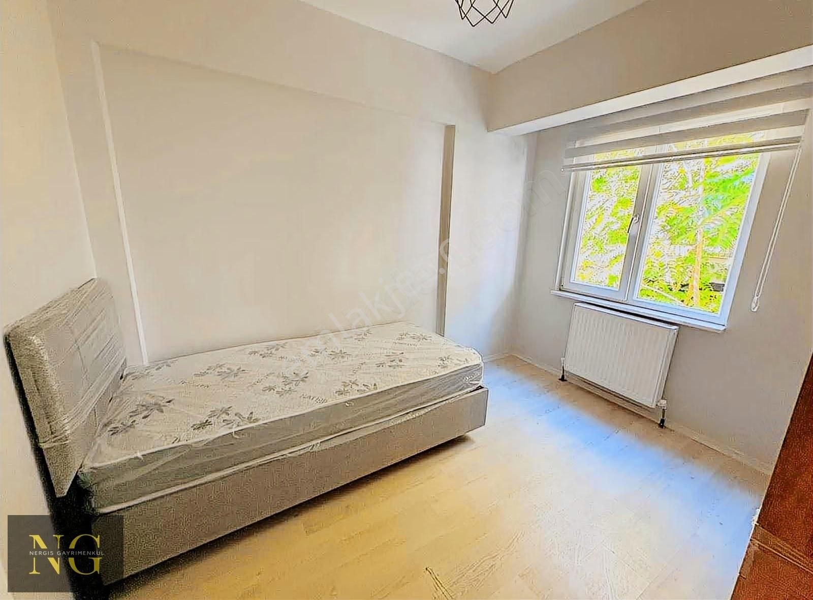 Nergisden Kiralık 2+1 Ayrı Mutfak Ara Kat Çift Balkon Daire - Görsel 5