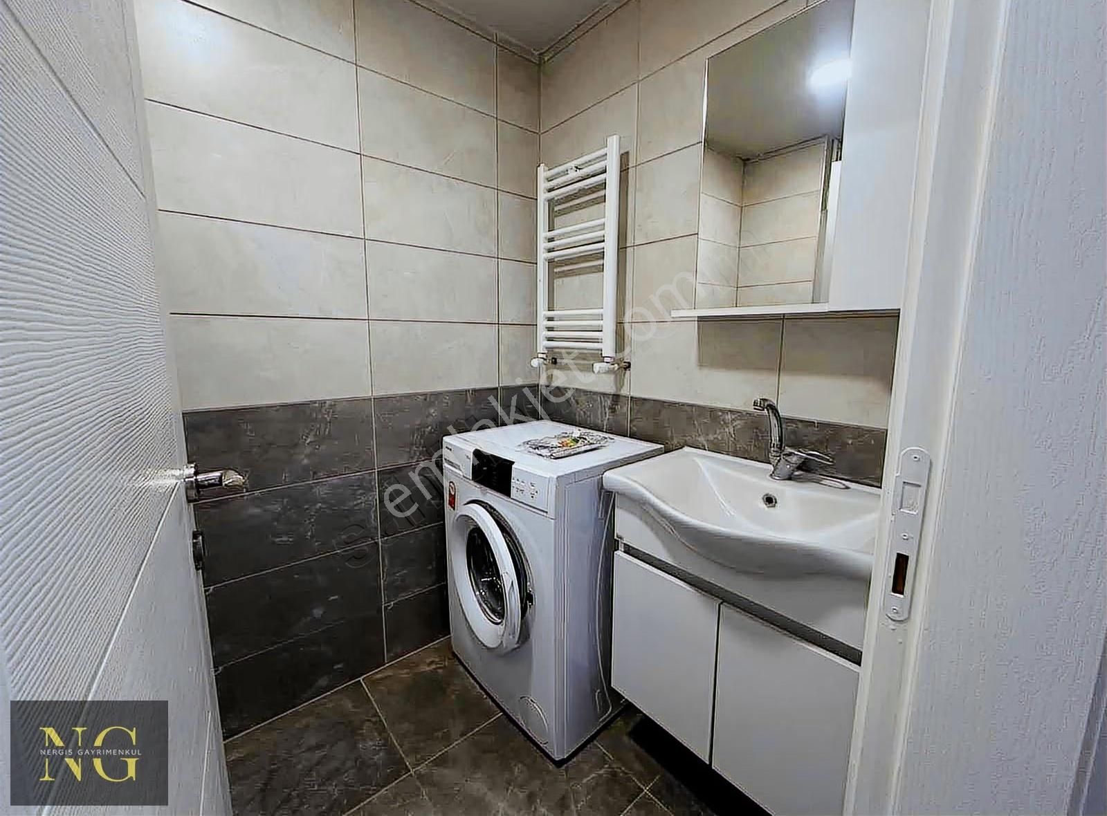 Nergisden Kiralık 2+1 Ayrı Mutfak Ara Kat Çift Balkon Daire - Görsel 16