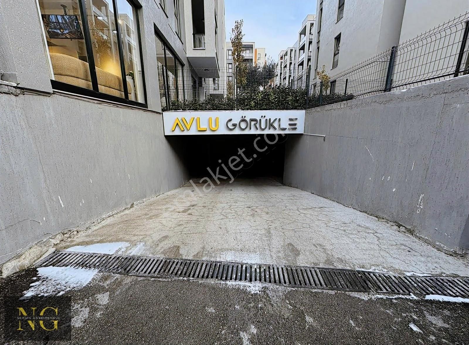 Nergisden Satılık Avlu 3 Güvenlikli Site İçi Havuzlu Daire - Görsel 8