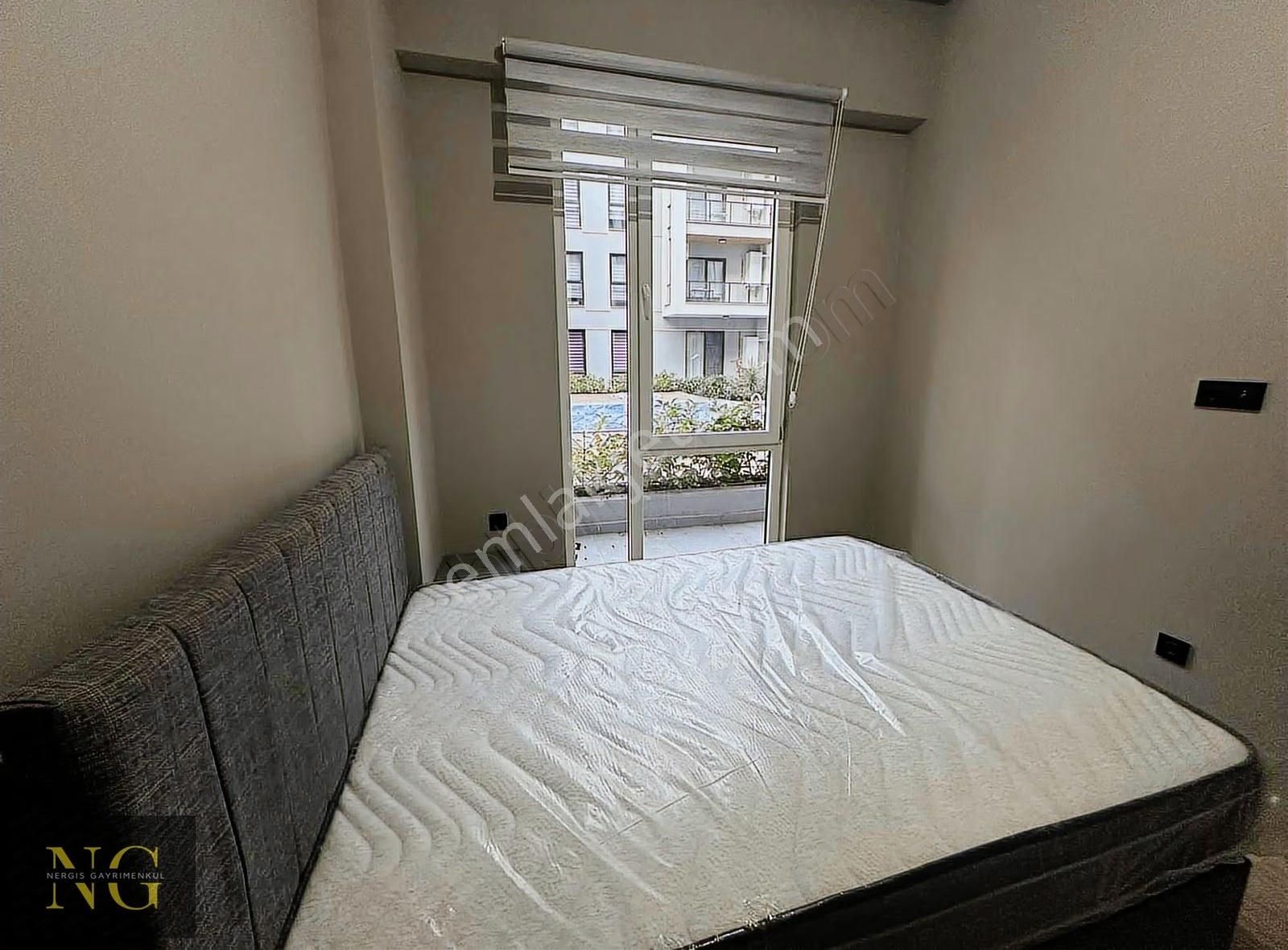 Nergisden Satılık Avlu 3 Güvenlikli Site İçi Havuzlu Daire - Görsel 19