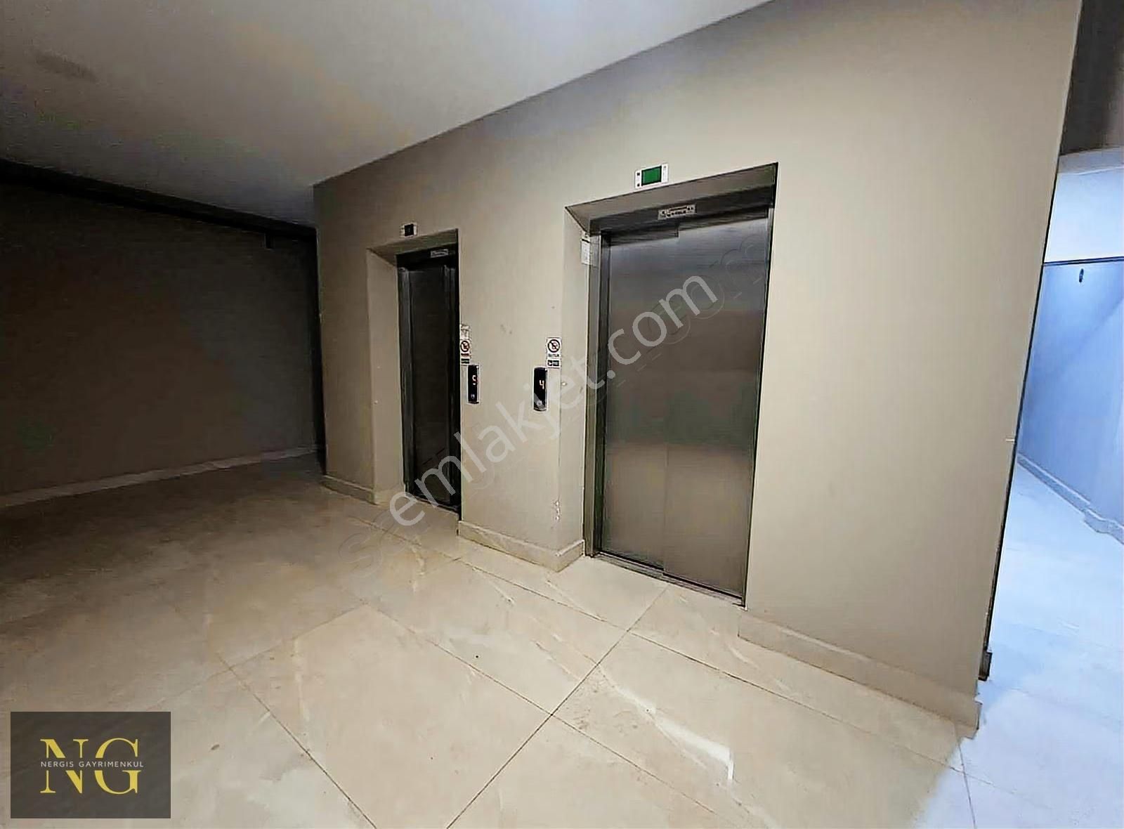 Nergisden Satılık Avlu 3 Güvenlikli Site İçi Havuzlu Daire - Görsel 9
