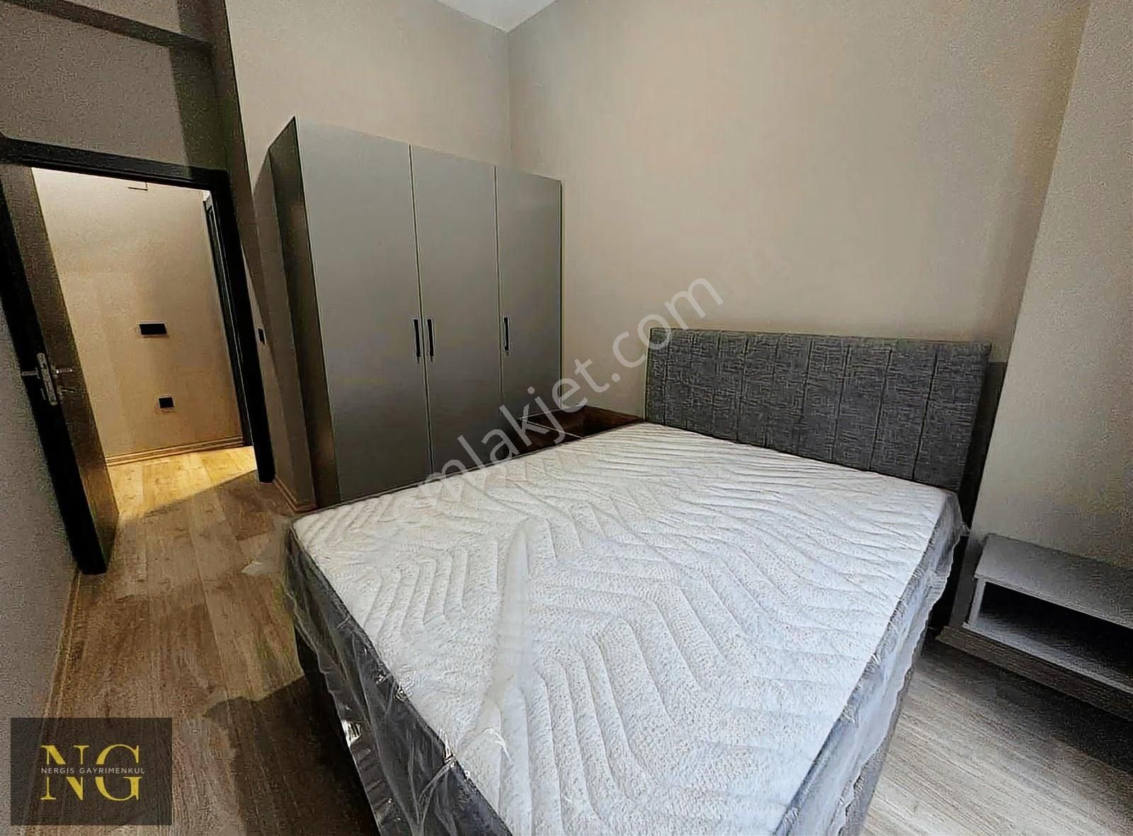 Nergisden Satılık Avlu 3 Güvenlikli Site İçi Havuzlu Daire - Görsel 22