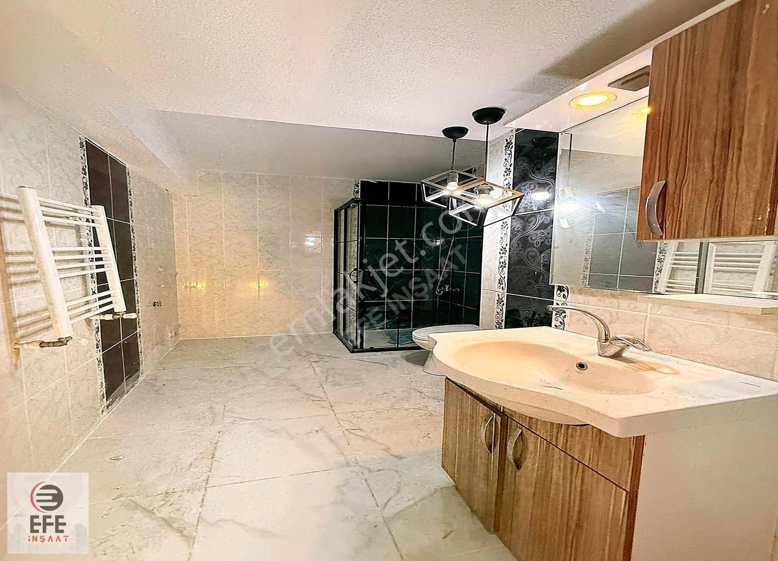 Efe'den Metrobüse 5dk Dekorlu Balkonlu2+1haftanın Fırsat Dairesi - Görsel 5