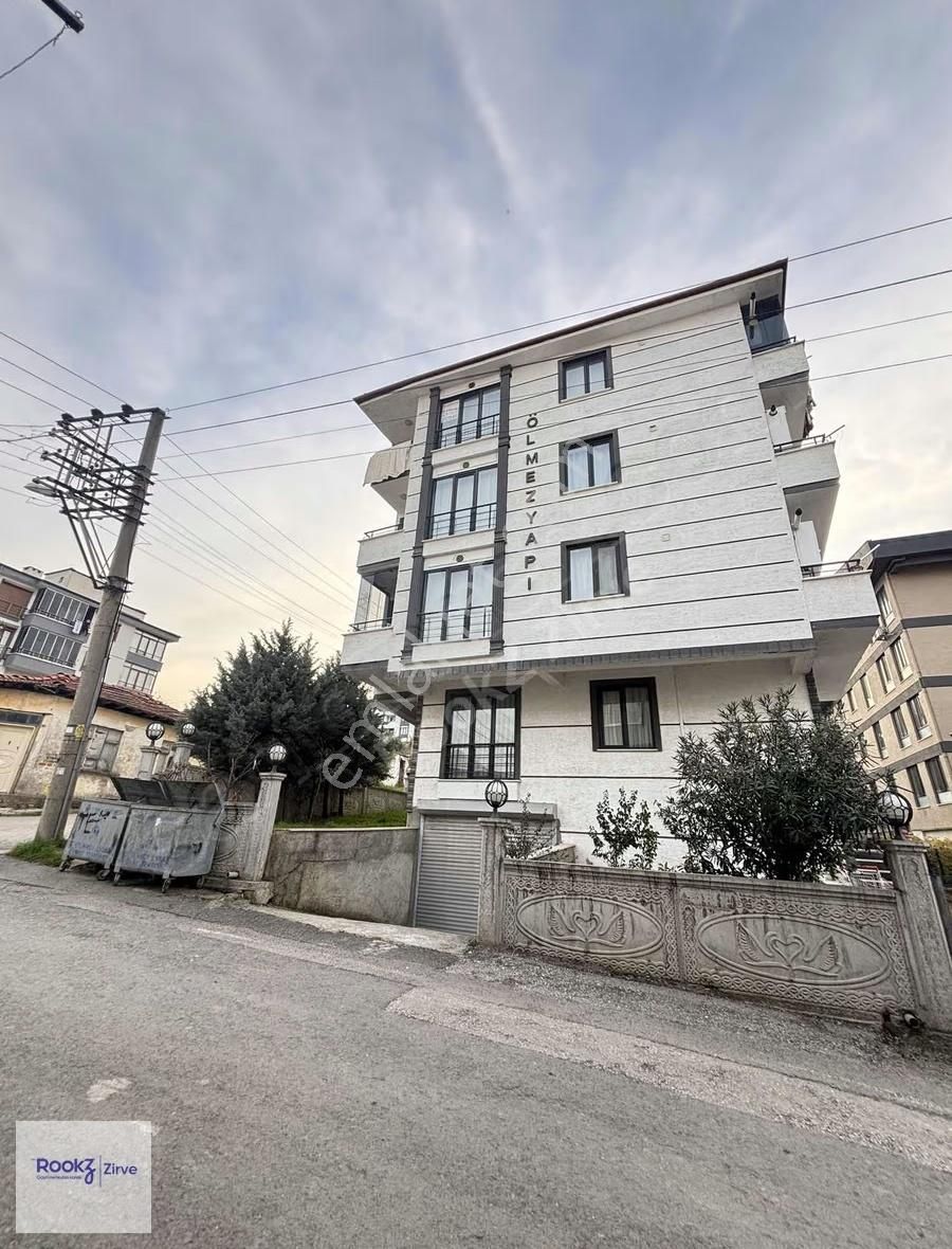 Çiftlikköy Çiftlik Mahallesi Kiralık 2+1 Daire