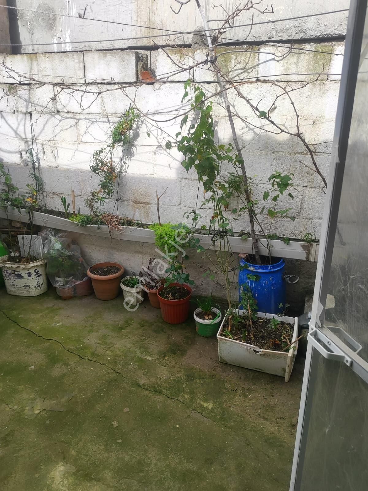 İlçe Merkezinde 140m2 Avlulu Tek Kat Müstakil Ev Mustafakemalpaşa Da - Görsel 9