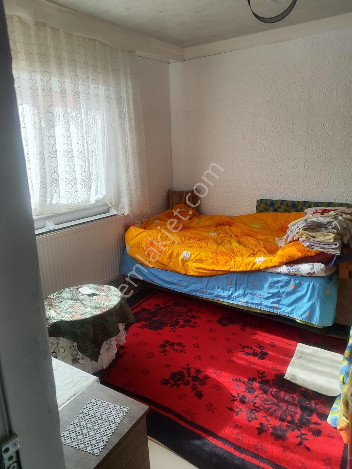 İlçe Merkezinde 140m2 Avlulu Tek Kat Müstakil Ev Mustafakemalpaşa Da - Görsel 6