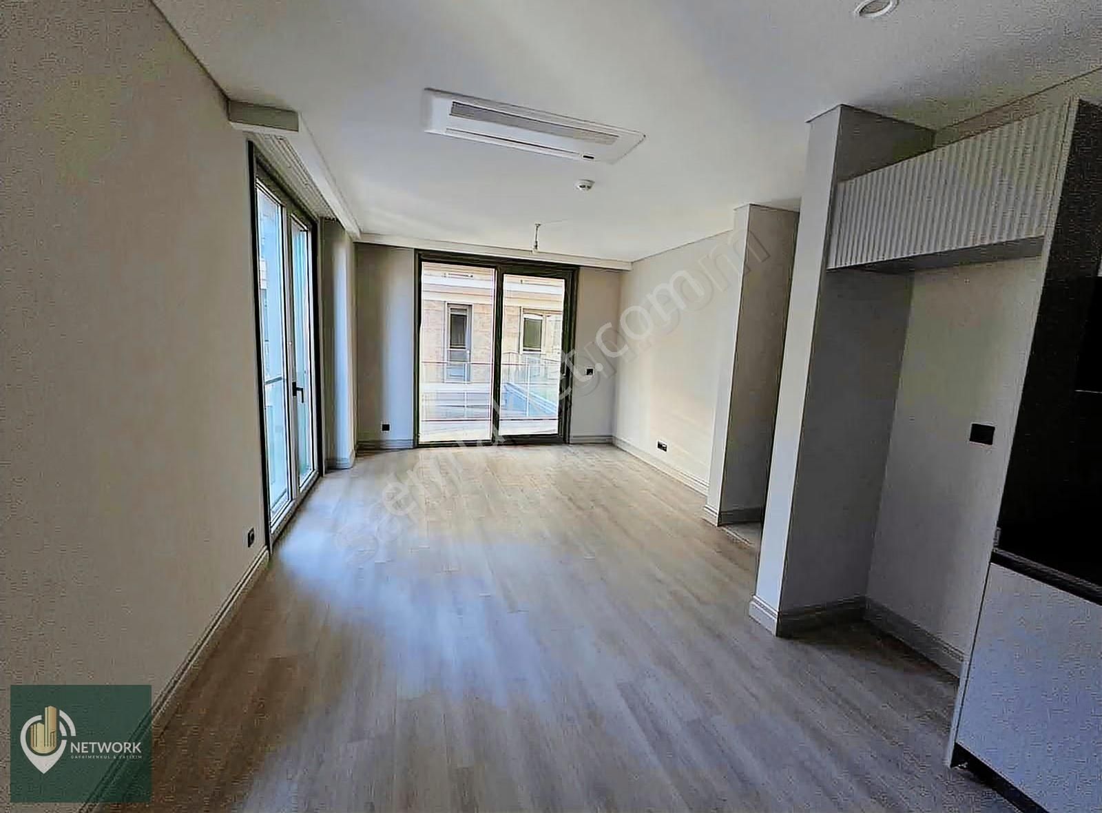 Avrupa Konutlarında Merkezi Konumda 2.kat 1+1 Kiralık Daire - Görsel 19