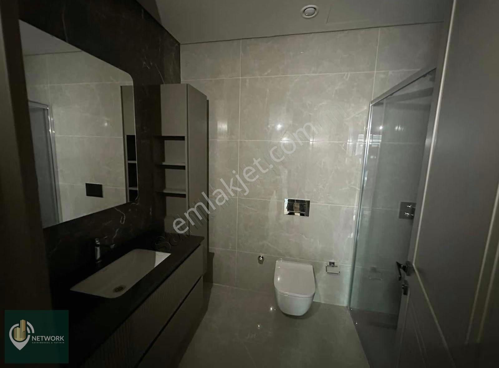 Avrupa Konutlarında Merkezi Konumda 2.kat 1+1 Kiralık Daire - Görsel 5