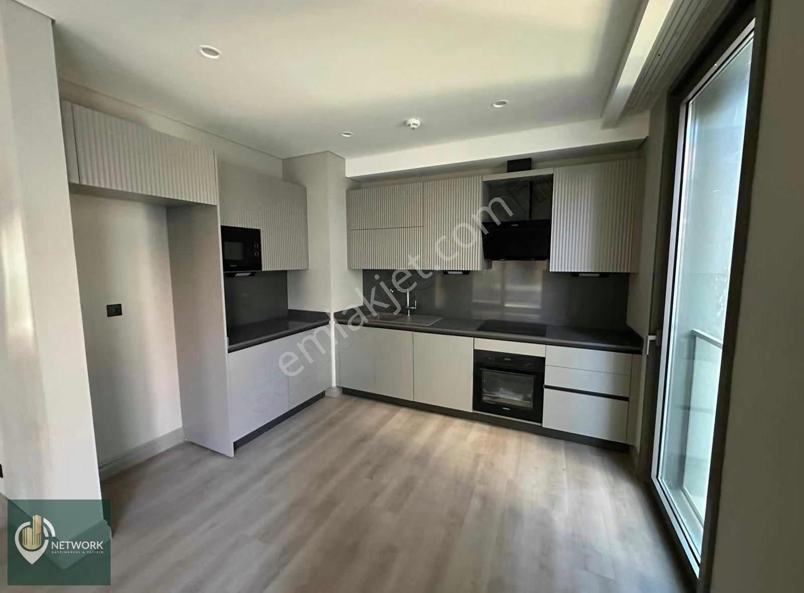 Avrupa Konutlarında Merkezi Konumda 2.kat 1+1 Kiralık Daire - Görsel 11