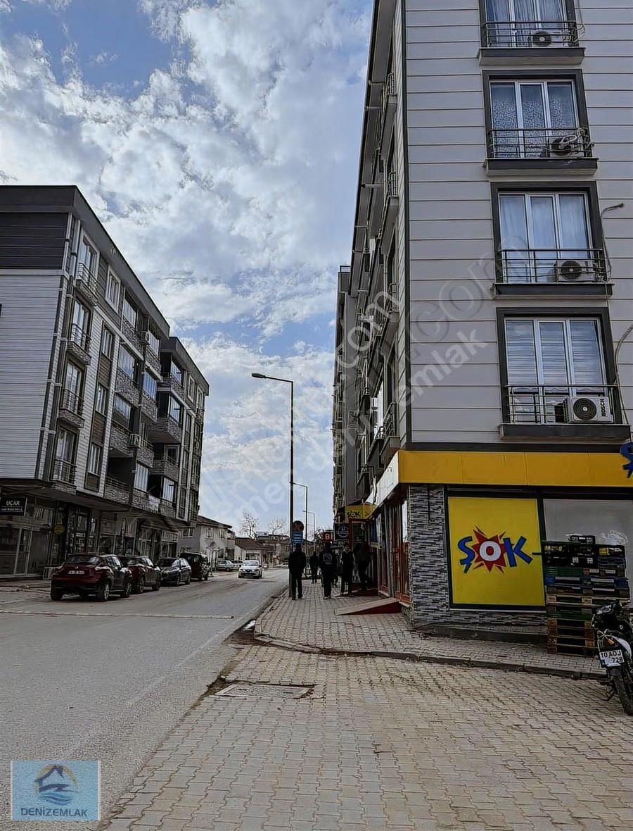 Cadde Üzeri Geniş 3+1 - Görsel 10