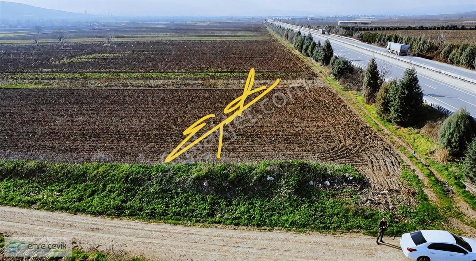 Emre Çevik'den Yenişehir Akdere Otoyola Cephe Tarla 3700m2 - Görsel 3