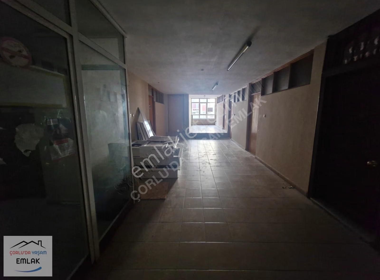 Belediye Karşısında Küçükler İş Merkezinde Kiralık Büro/ofis - Görsel 8