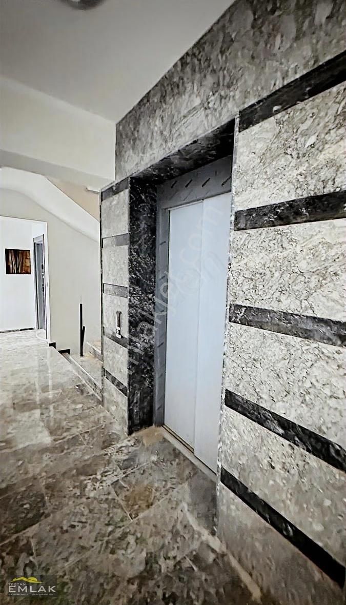 Lapseki Çardak'ta Kapanmaz Deniz Manzarasıyla Satılık Daireler - Görsel 2