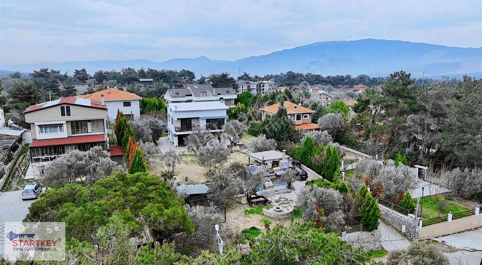 Yakaköy Nilüfer Sok Satılık 270 Mt Yapı Kayıtlı 3+1 Villa - Görsel 17