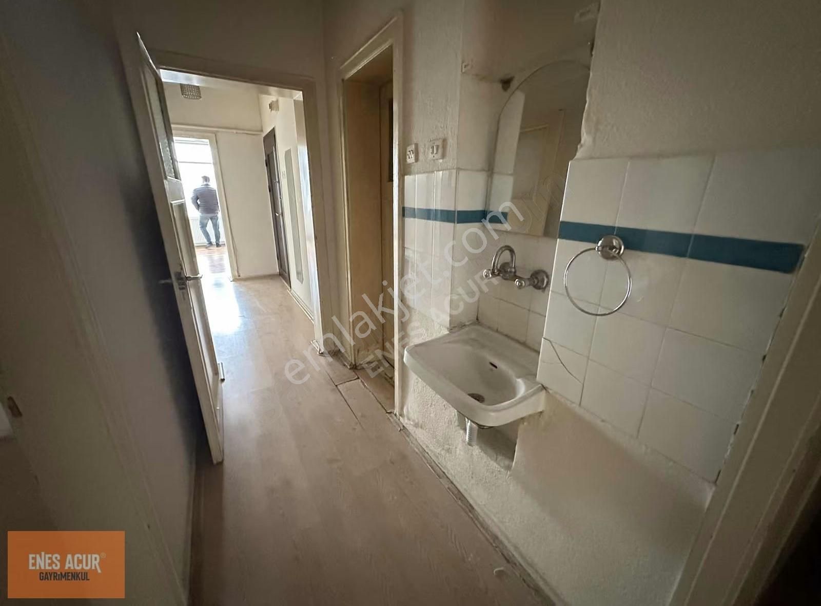 Enes Acur' Dan İhsaniye'de 3+1 Arakat Kombili Satılık Daire! - Görsel 2