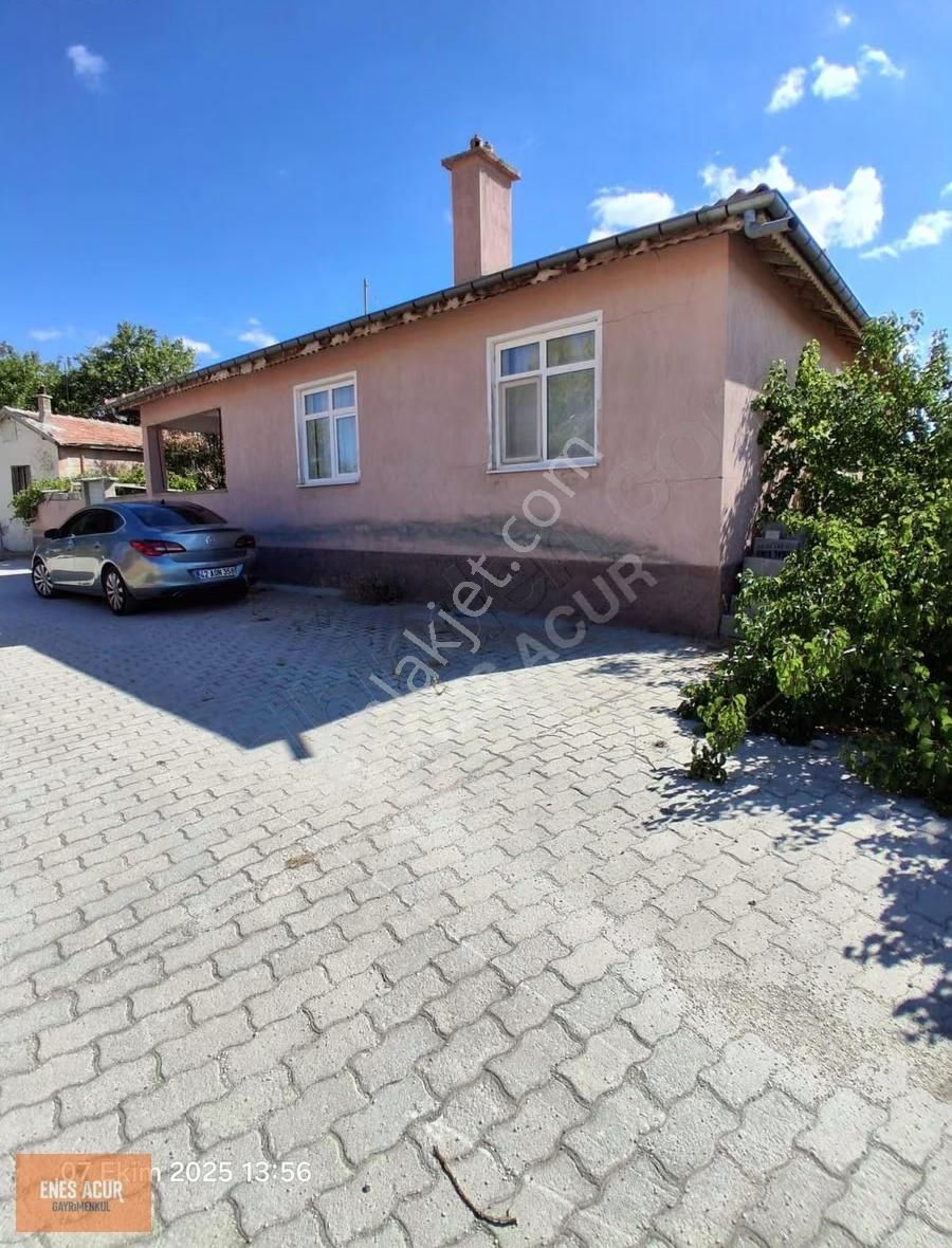 Enes Acur' Dan Yazıbelende Satılık Müstakil Ev