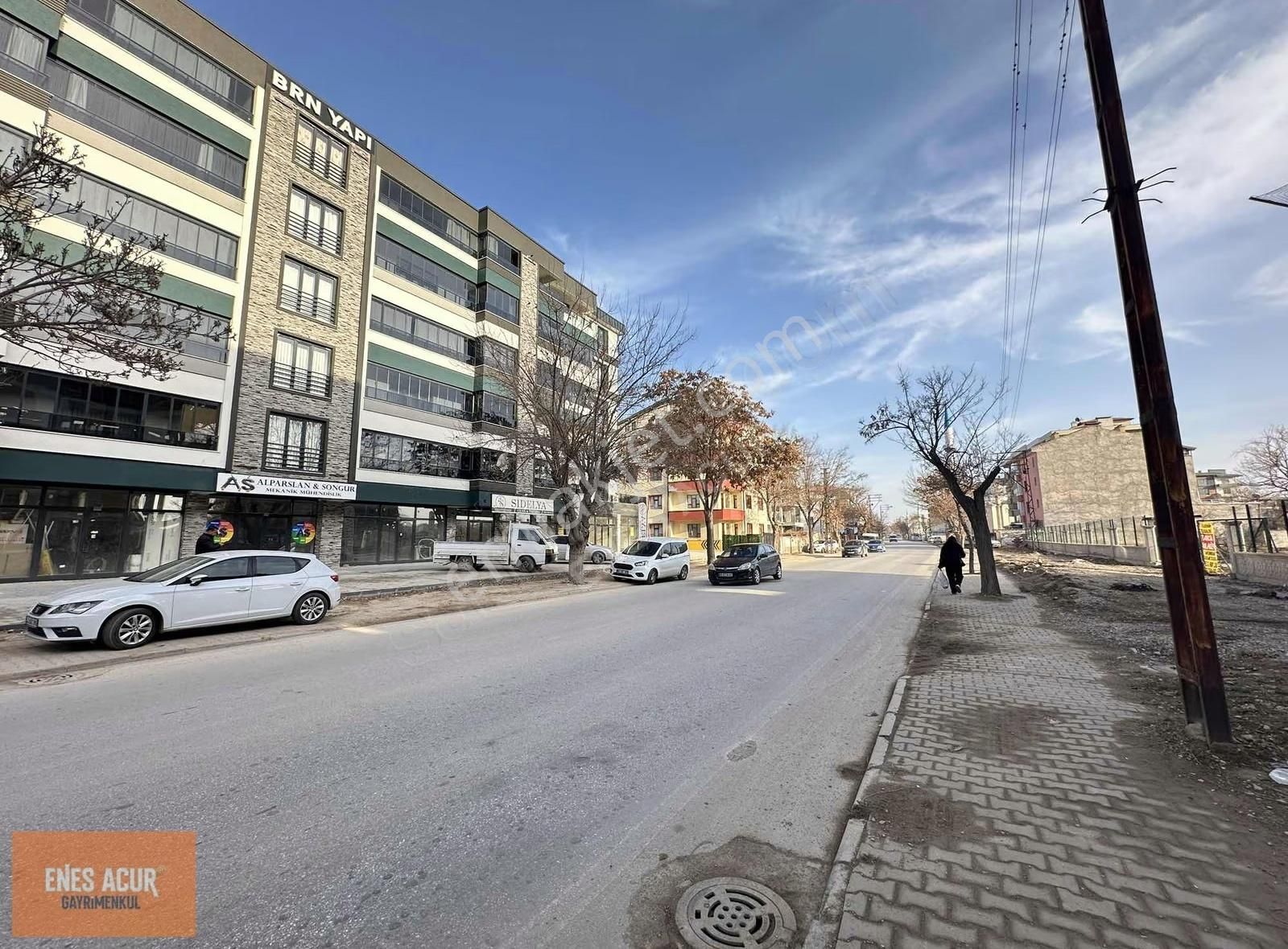 Enes Acur'dan Gaziosmanpaşa'da Site İçi Arakat Satılık Daire - Görsel 3