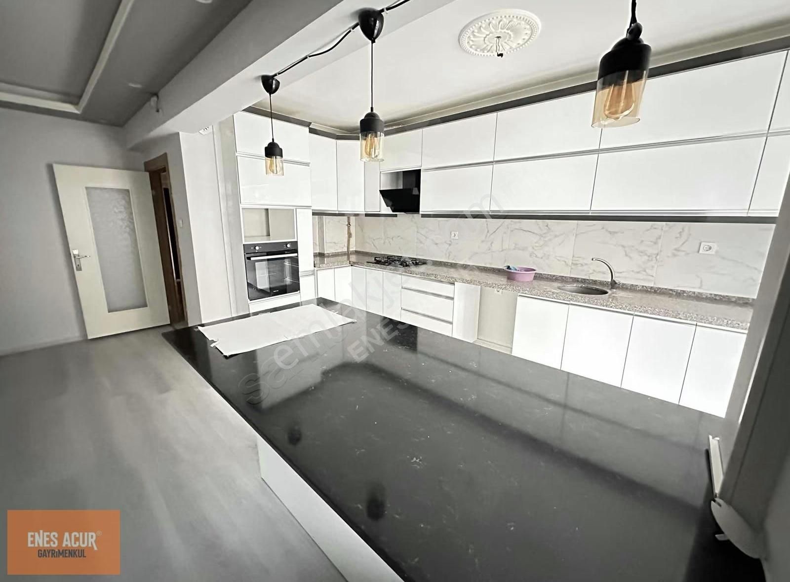 Enes Acur' Dan Kurtuluş Mah. 4+1 Ebeveyn Banyolu Kiralık - Görsel 23