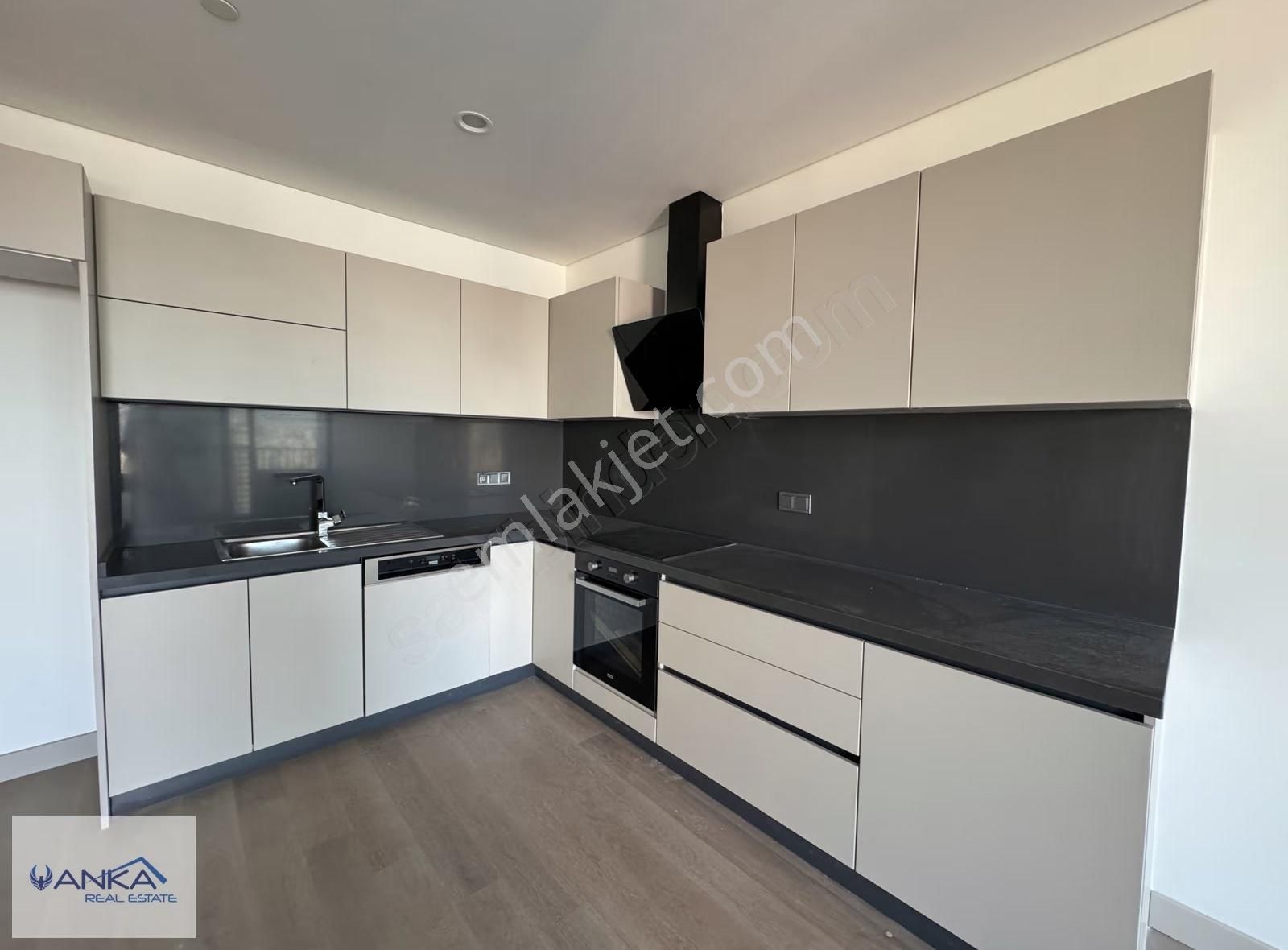 Ataşehir Modern Yüksek Kat 2+1 Kiralık Daire - Görsel 8