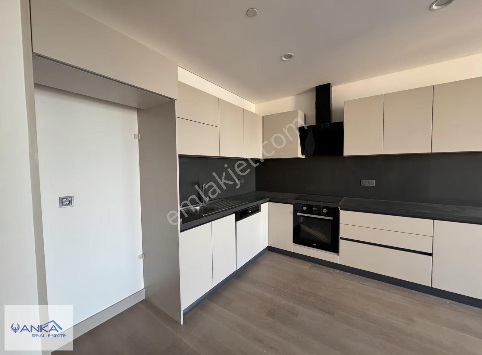 Ataşehir Modern Yüksek Kat 2+1 Kiralık Daire - Görsel 18