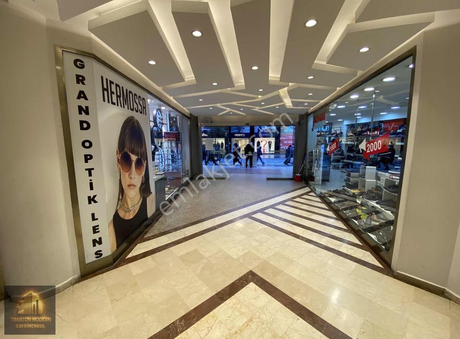 Trabzon Meydan Uzun Sokak Canbakkal İçinde Devren Kiralık Dükkan - Görsel 2