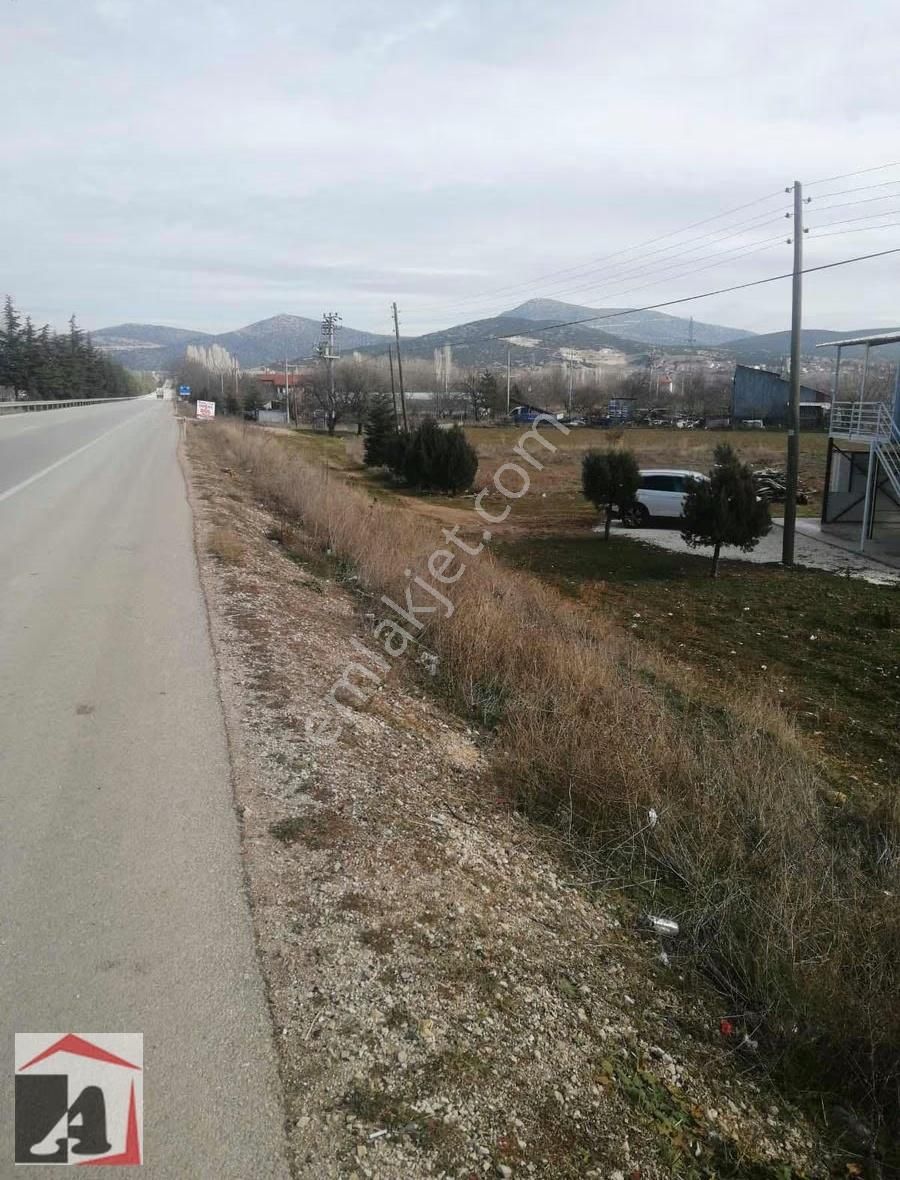 Satılık Ana Yol Üstünde - Görsel 8