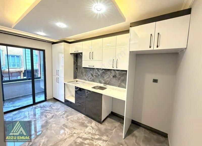 Arzu Emlaktan 75. Yıl Mah Satılık Sıfır 2+1 Lüks Daire - Görsel 11
