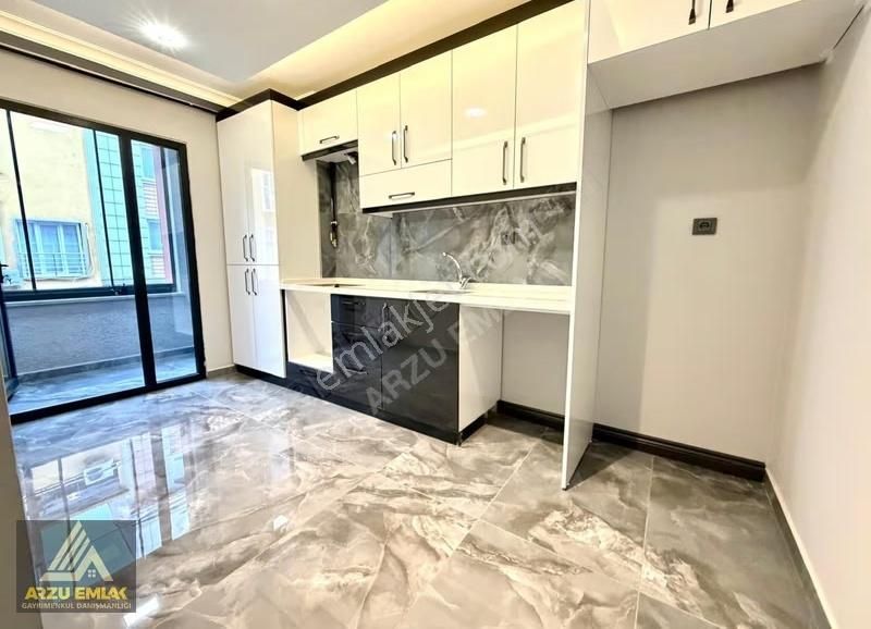 Arzu Emlaktan 75. Yıl Mah Satılık Sıfır 2+1 Lüks Daire