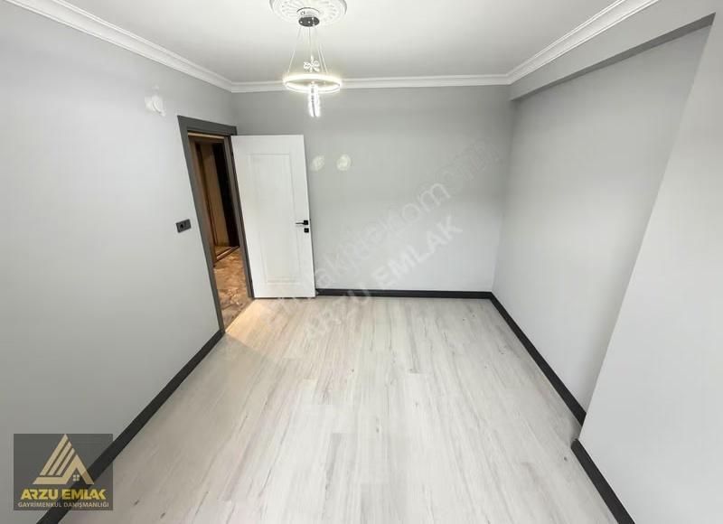 Arzu Emlaktan 75. Yıl Mah Satılık Sıfır 2+1 Lüks Daire - Görsel 8