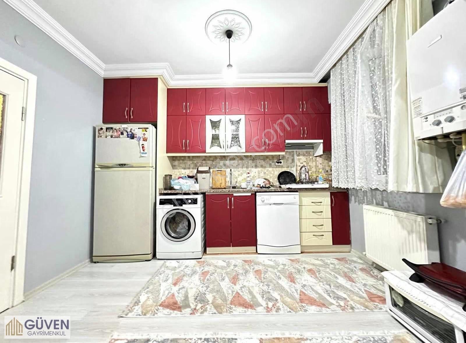 Kazımkarabekır Bttal Gzi Cd Dibinde 2+1 90m2 Yüksek Giriş - Görsel 2