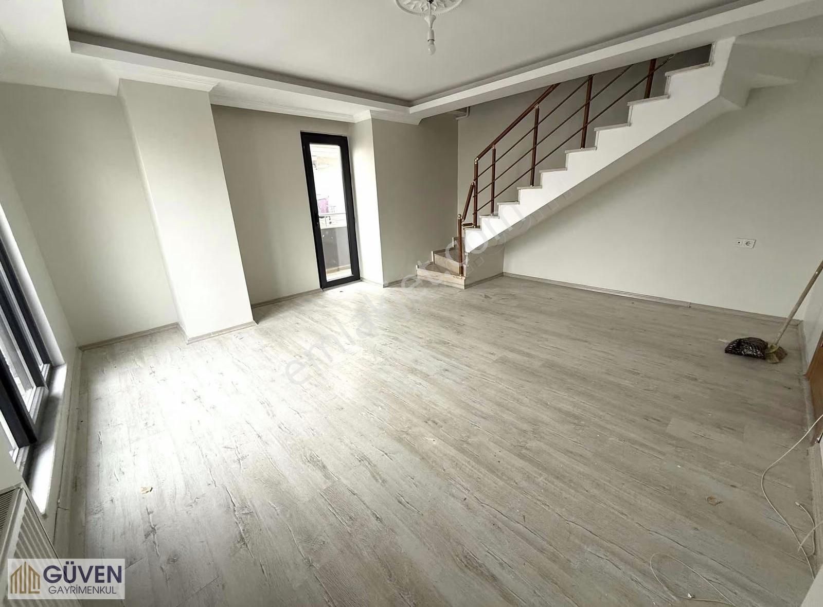 İstasyn Cd Dibi Satılık 2+1 120 M2 Çatı Dublexi - Görsel 11