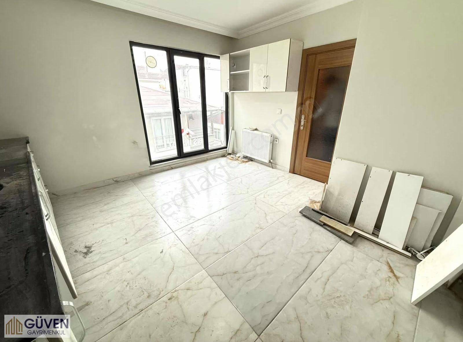 İstasyn Cd Dibi Satılık 2+1 120 M2 Çatı Dublexi - Görsel 3