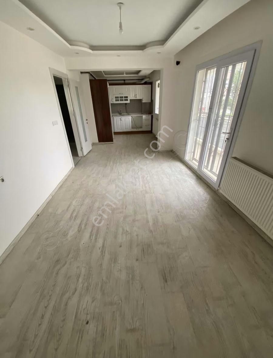 Aytaç Emlak'tan Muradiyede Cadde Dibinde Satılık 1+1 Daire - Görsel 12