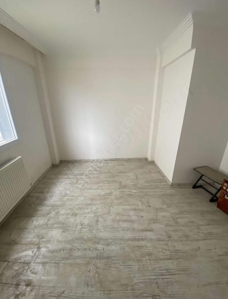 Aytaç Emlak'tan Muradiyede Cadde Dibinde Satılık 1+1 Daire - Görsel 18