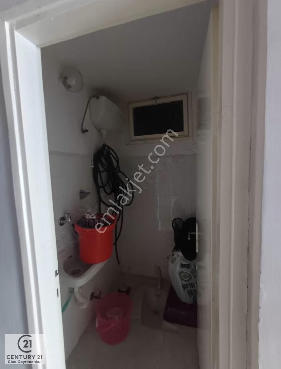 C21 Cius; Sahile Cephe Asansörlü 3+1 Kiralık Daire